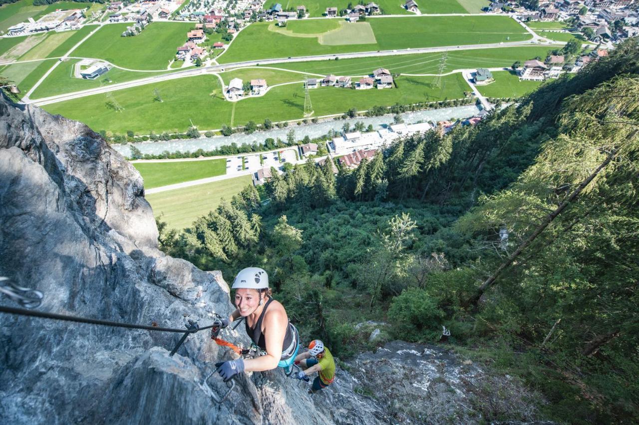 Der Siegeler B&B - This Lifestylehotel Rocks Mayrhofen Exterior foto
